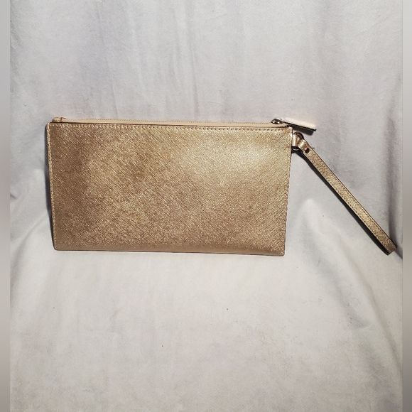 Michael Kors Large Wristlet Saffiano Stud Gold Leather Gold Zip - Picture 2 of 8